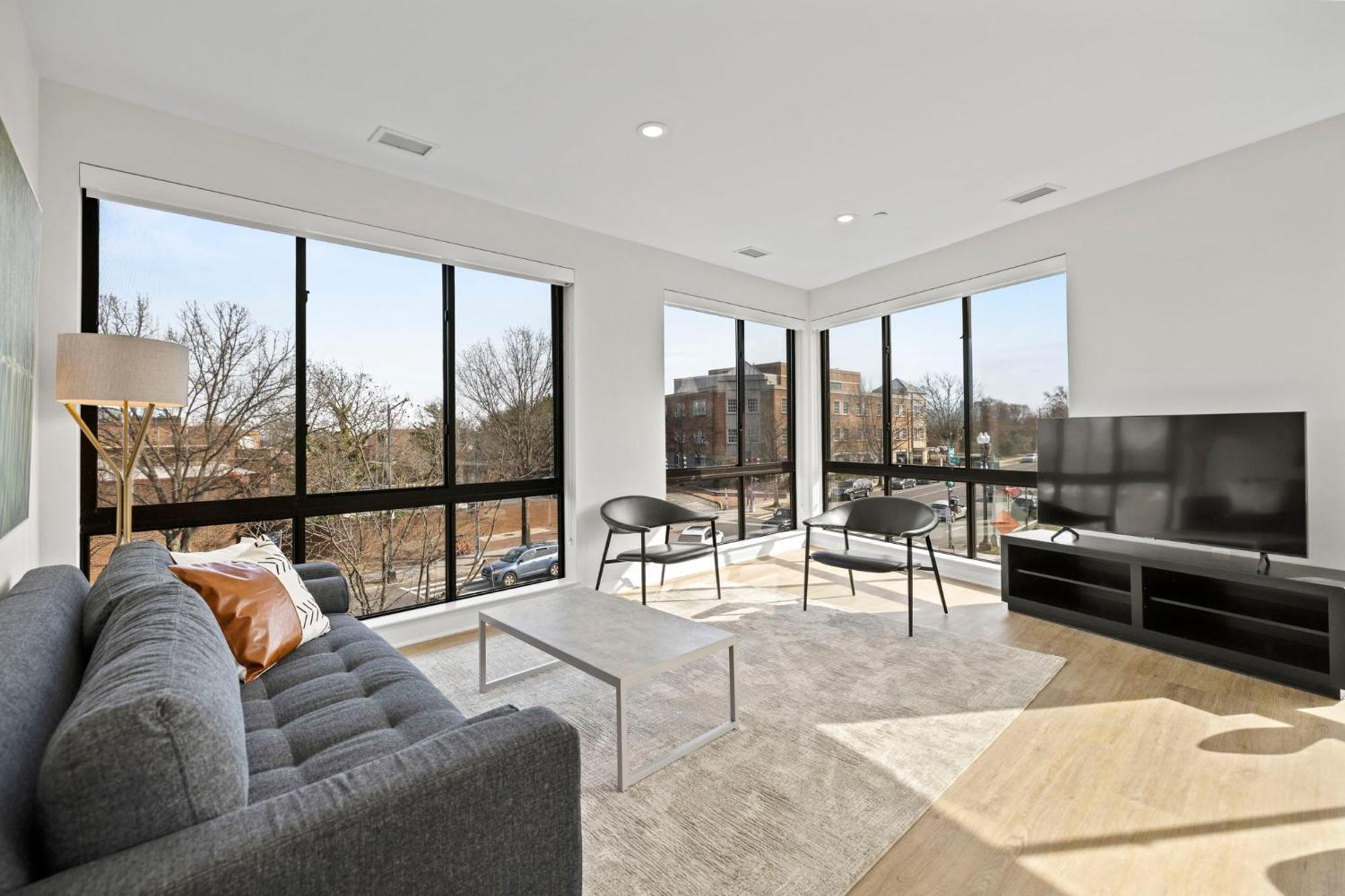 Апартаменты Placemakr Cathedral Heights Вашингтон Номер фото