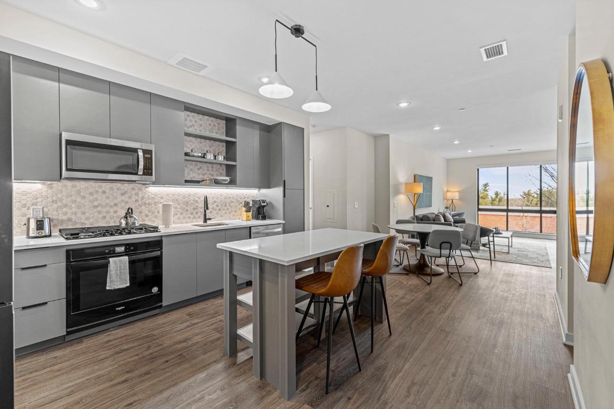 Апартаменты Placemakr Cathedral Heights Вашингтон Номер фото